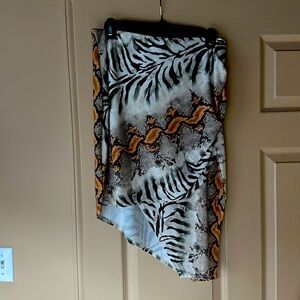 Skirt high low waistband